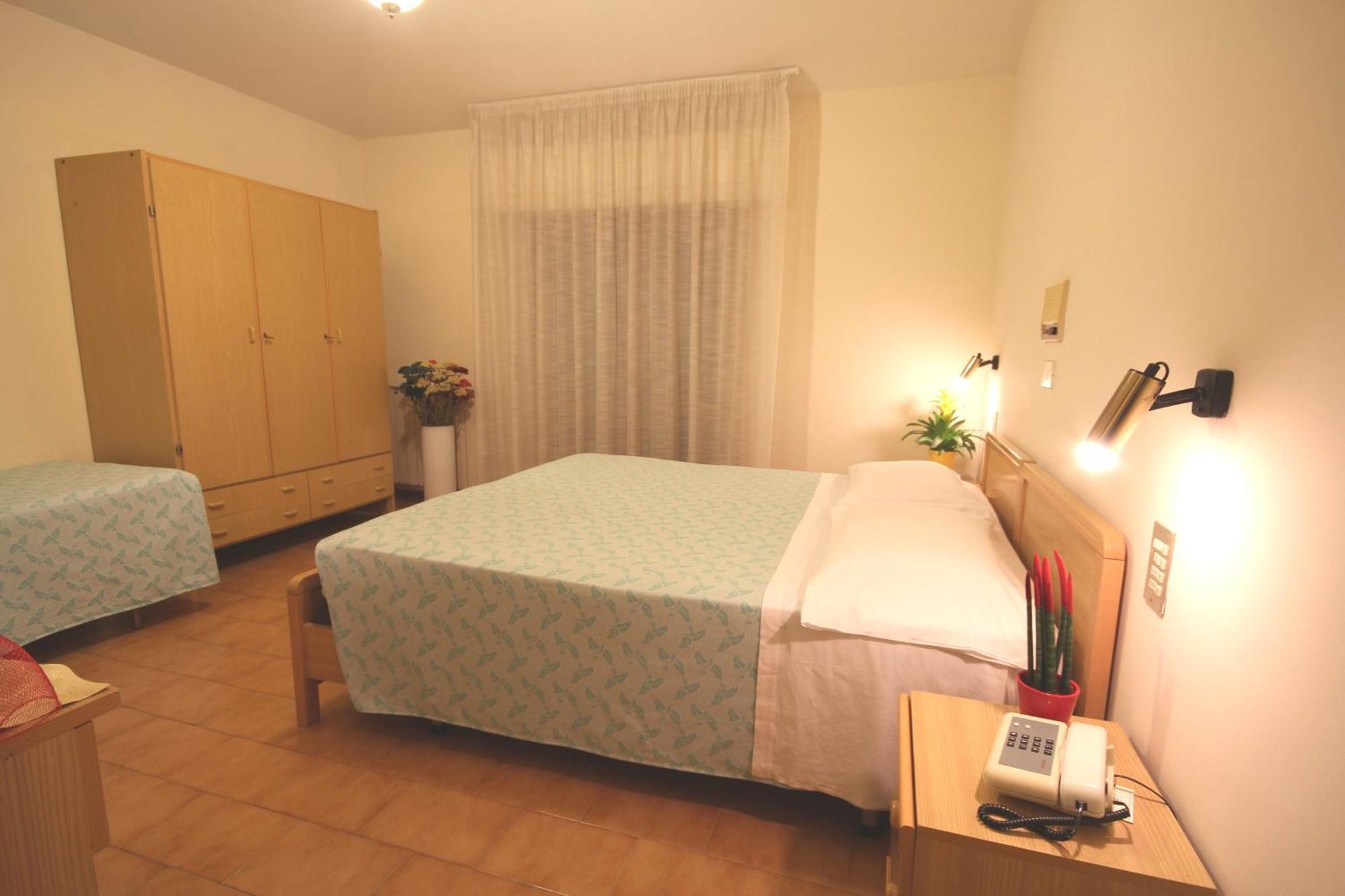 Hotel Villa Luca تْشيانشانو  تيرمي الغرفة الصورة